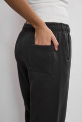 Cuffed Leg_Charcoal Sweatpant