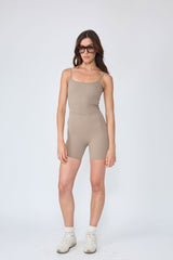 Straight_Crop Short Taupe